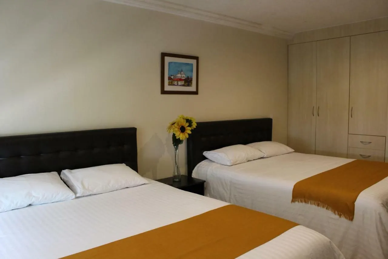Ferienwohnung Torres Bosmediano Quito Ecuador